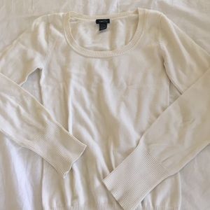 Cream white sweater