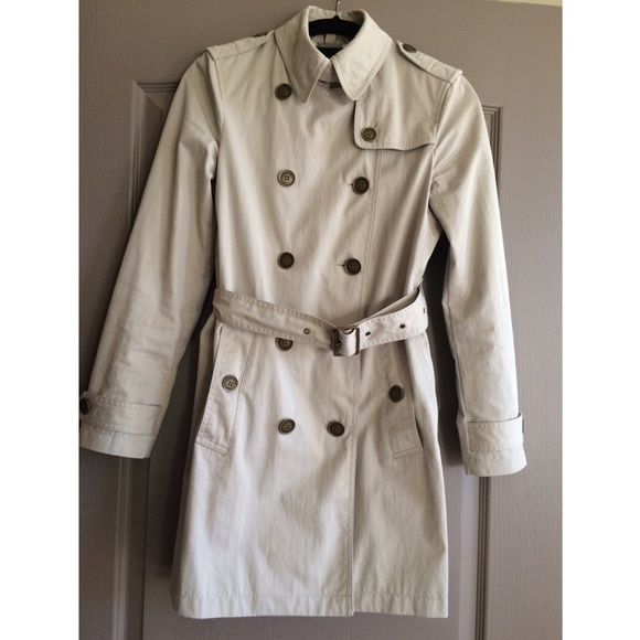 Burberry Coat - Picture 2 of 4