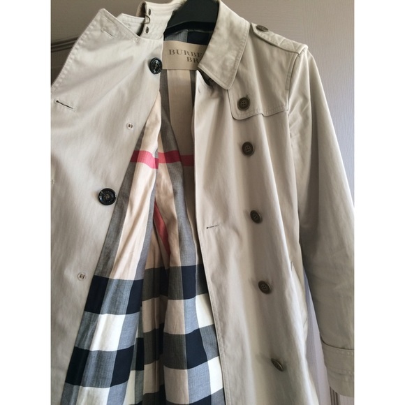 Burberry Coat - Picture 4 of 4