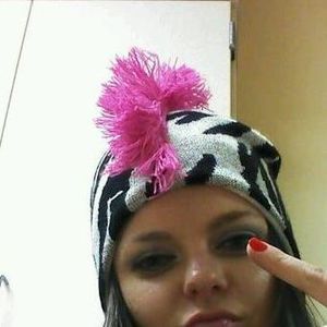 Meet your Posher, Carrie