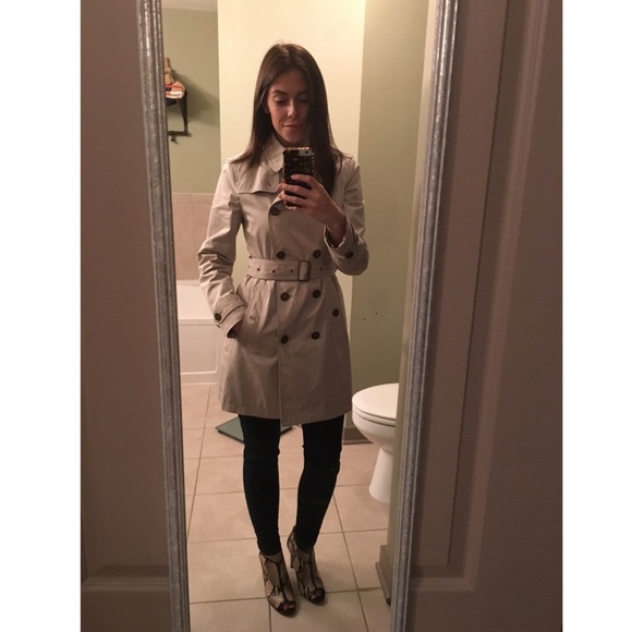 Burberry Brit Trench Coat - Picture 4 of 4