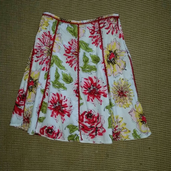 Beautiful Casual Skirt- ETCETERA