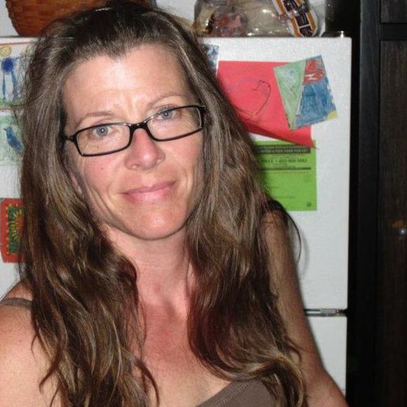 Meet your Posher, Melissa - Picture 1 of 1