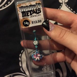 Belly button ring