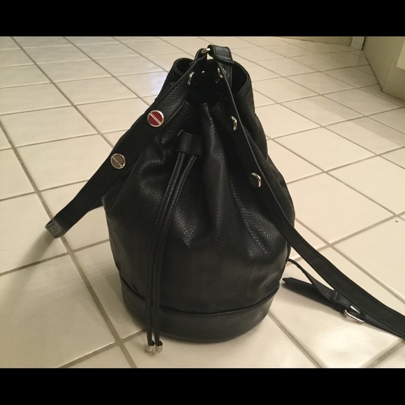 BCBGeneration Laser Cut Black Drawstring Bag NEW💥