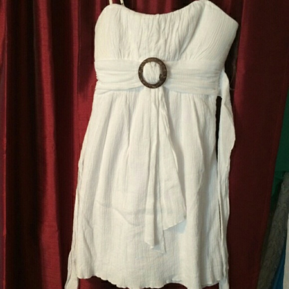White beach dress - Picture 1 of 1