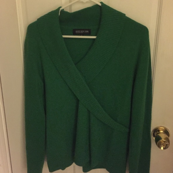 Jones New York cashmere sweater