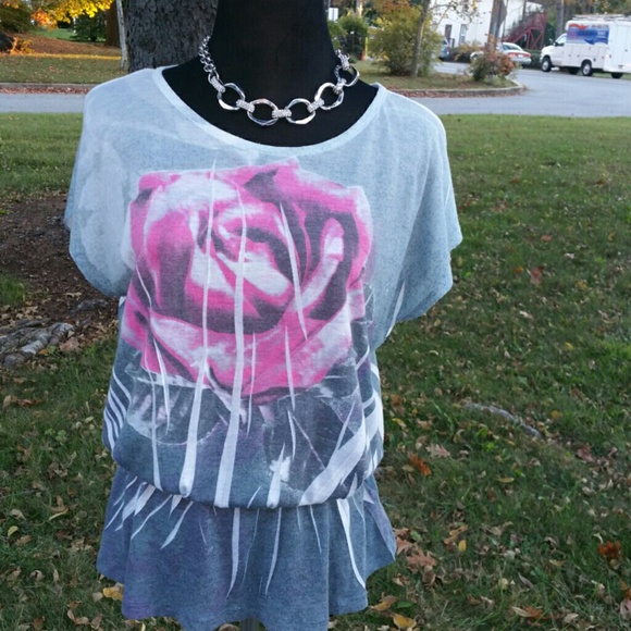 Sold.Grey multi blouse.