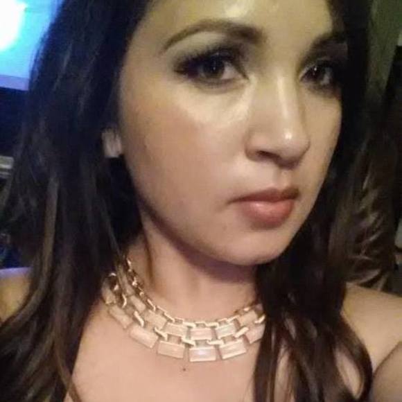 Meet your Posher, Ruth - Picture 1 of 1