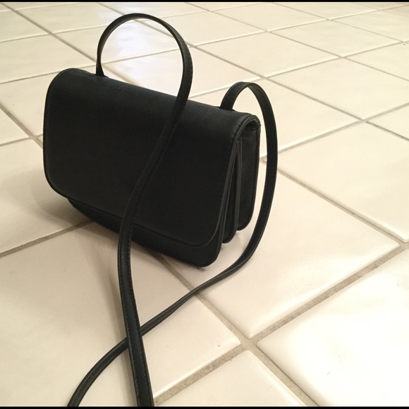 Urban Outfitters Brand New Black Crossbody, vegan