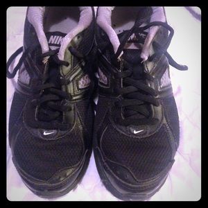 Nikey's Running Shoes