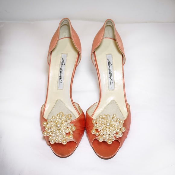 Coral satin stilettos with pearl detailing - Picture 2 of 4