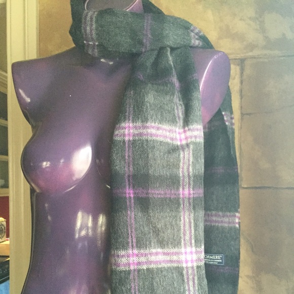 Plaid Wool and Cashmere Scarf - Picture 2 of 4