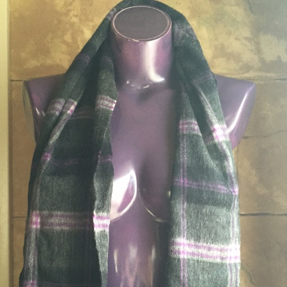 Plaid Wool and Cashmere Scarf - Picture 4 of 4