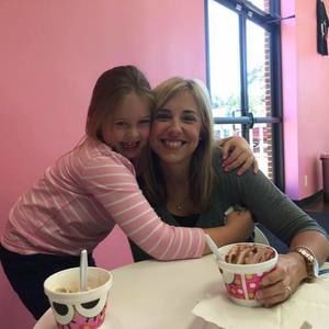 Meet your Posher, Stacy