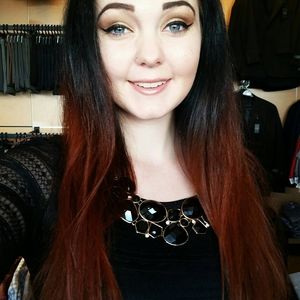 Meet your Posher, Briana