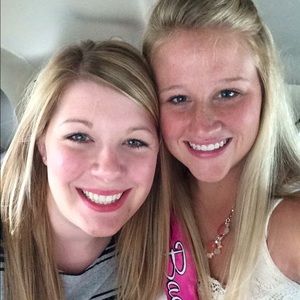 Meet your Posher, Karissa