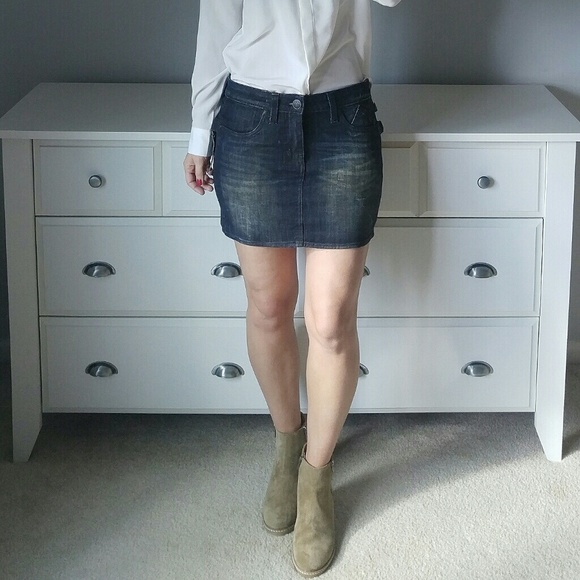 Rock & Republic Dresses & Skirts - Rock & Republic Dark Denim Jean Mini Skirt
