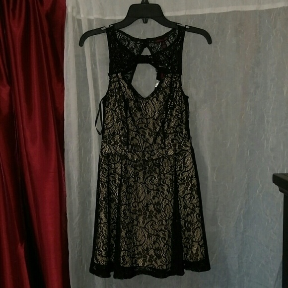 Black lace dress - Picture 1 of 1