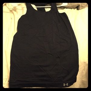 UNDER ARMOUR RACERBACK WORKOUT TOP