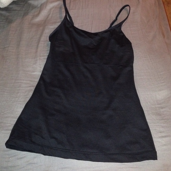 Maidenform shape wear