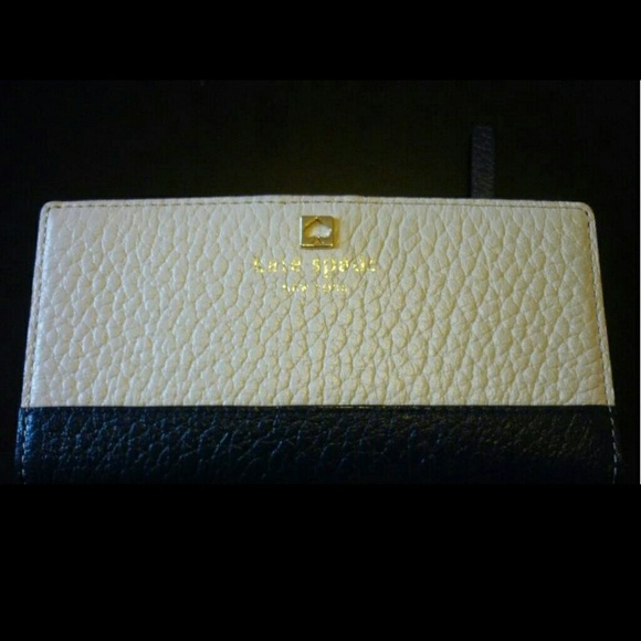 Kate Spade Wallet super cute sailor colors! - Picture 2 of 3