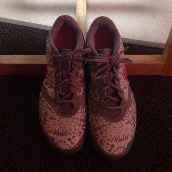 🚫SOLD🚫 - Picture 2 of 4