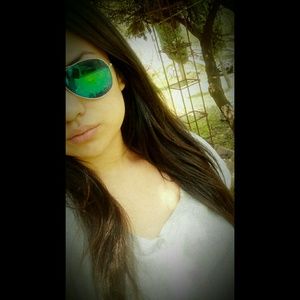 Meet your Posher, Norma