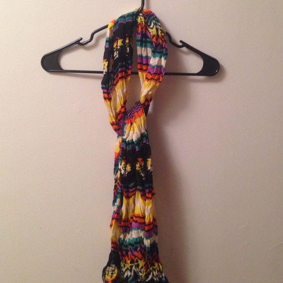 Tribal printed scarf