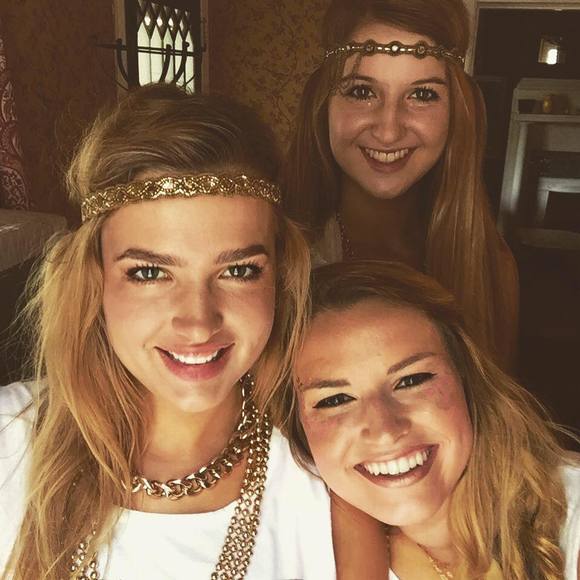 Meet your Posher, Lauren