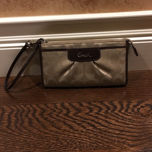 Coach wallet