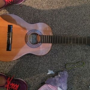 Acoustic guitar 💋reserved💋