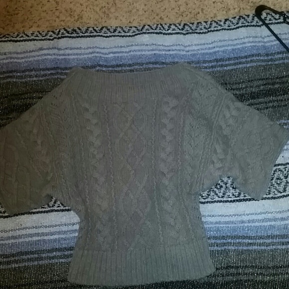 Express Sweater - Picture 1 of 2