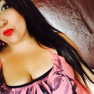 Meet your Posher, Desiree
