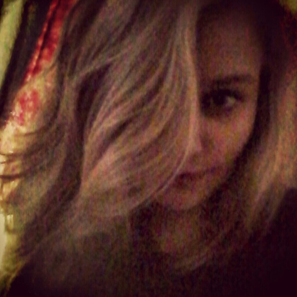 Meet your Posher, Katelyn - Picture 1 of 1