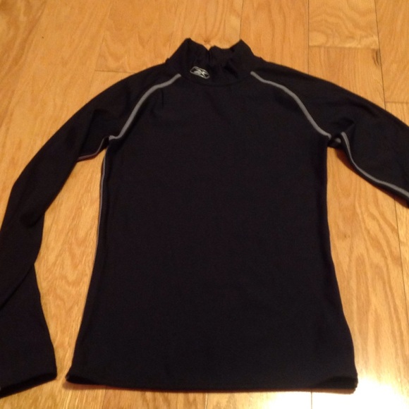 Under armor style shirt - Picture 1 of 1