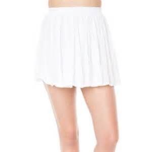 BRANDY MELVILLE WHITE SKIRT