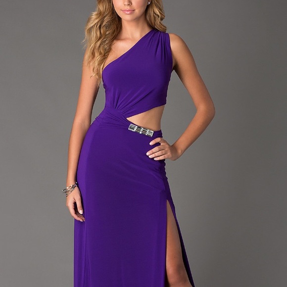 One shoulder cutout maxi dress