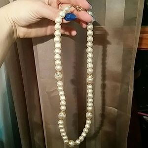 Pearl necklace