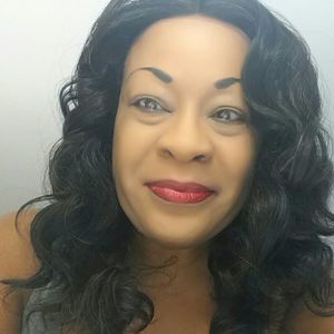 Meet your Posher, Paula