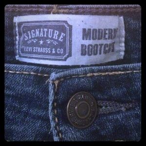 Levi's Bootcut Jeans