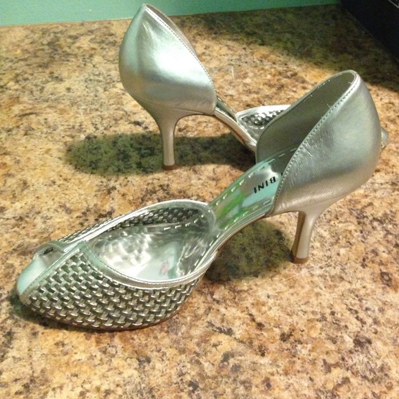 Gianni Bini Heel - Picture 2 of 2