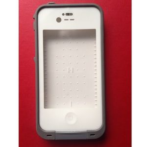 iPhone 4/4S Lifeproof case