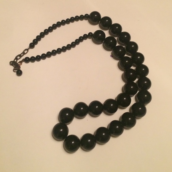 Necklace - Picture 1 of 3