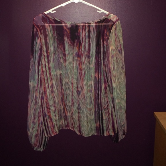 Blouse - Picture 2 of 2