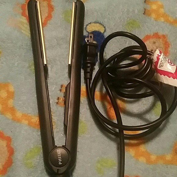 Phi beauty flat hair iron