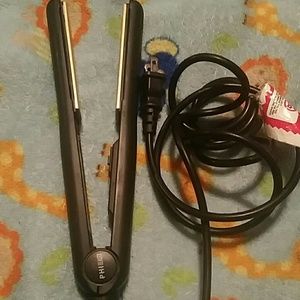 Phi beauty flat hair iron