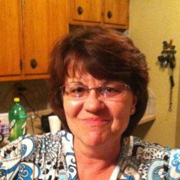 Meet your Posher, Karen - Picture 1 of 1