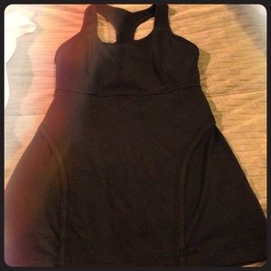 Black lulu tank top