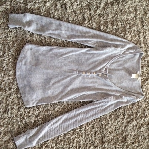 Gray long sleeve